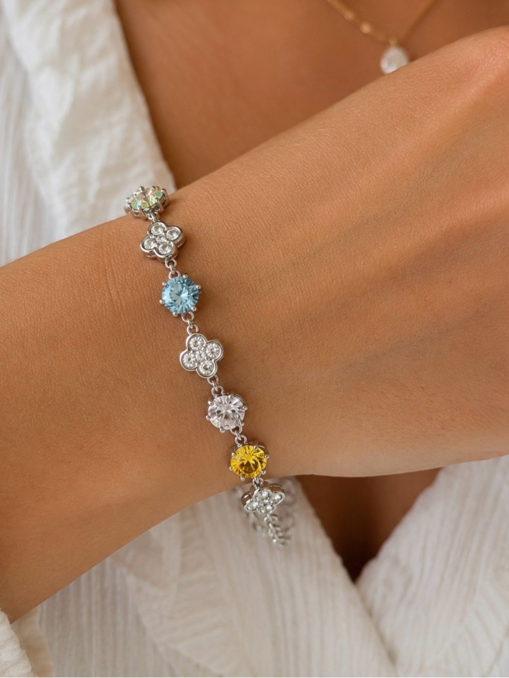 NWT Moissanite 925 sterling silver flower bracelet 8 carat tw $1357 retail
